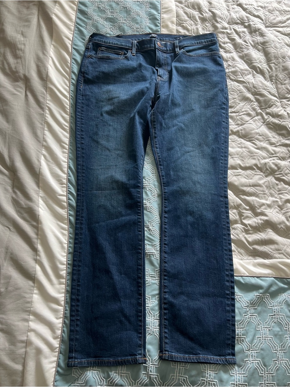 Classic J Crew Dark Blue Men  Jeans
